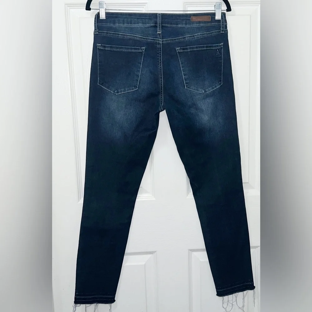 - Articles of Society Jeans Womens Size 28 Cut Off Skinny Distressed Comfort